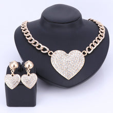 Load image into Gallery viewer, Women&#39;s Heart Crystal Chokers Necklace/Earring/Bracelet/Ring Jewelry Sets For Bridal Party.
